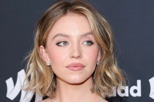 首位女版《007》即将登上大银幕？悉尼妹或将饰演詹姆斯・邦德