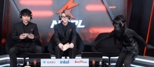 《永劫无间》女解说黑衣黑脸反讽舆论 日本网友狂赞：长得美还这么有趣