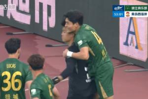 失点！刘浩帆拉倒阿齐兹送点，赵博扑点，西海岸主帅郑智无奈了