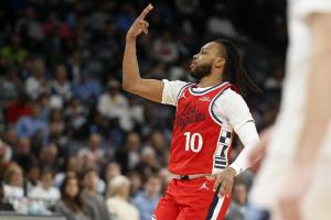 末节11分！加兰20中8拿到21分4板6助 三分8中3