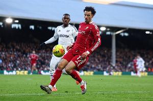 回声报：琼斯若染黄次回合禁赛，加拉塔萨雷7人身背2黄有禁赛风险