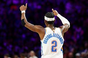 事先就知道要后仰三分？亚历山大：我有答案 但得先看到题目才行