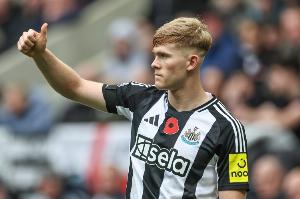 霍尔：知道亚马尔能制造怎样的威胁，但只关注一名球员不明智