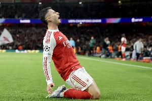 杯赛重拳出击！马丁内利本赛季直接造15球：联赛仅3球杯赛12球