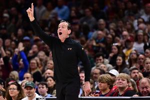 阿特金森：对背靠背的表现总体满意 但第四节防守有些松懈