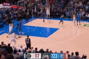 挺身而出！约基奇内外开花连得5分 率队迫近到1分