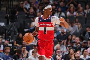 怎么打上首发的？库利巴利12中1仅拿5分4板1助 4次犯规