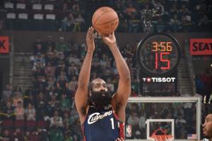 哈登谈国际妇女节：对母亲的感激无法用言语形容 致敬所有女性