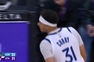 上来就进！赛斯·库里时隔三个月复出命中首记三分