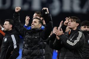 年轻有为！法布雷加斯收获教练生涯意甲第100分，科莫队史第二位