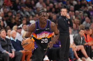 把握机会！太阳次轮状元弗莱明高效砍下生涯新高16分 命中4记三分