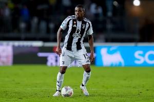 记者：利物浦、曼联等队有意卡卢卢，但球员希望长期效力尤文