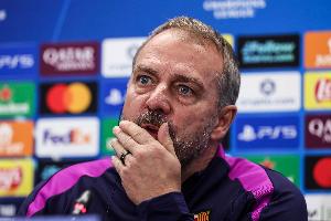 TA：巴萨渴望夺得欧冠弥补上赛季遗憾，但首先要面对后防伤病潮