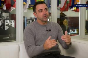 哈维：拉波尔塔说，他掌握绝对权力而梅西会滥用权力，将爆发战争