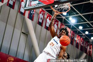 杀伤力十足！怀特塞德替补6中5砍17分14板大号两双 罚球7罚全中