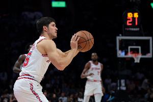 杜兰特谈谢泼德：投篮不顺的时候就要去做其他事 他今晚做到了