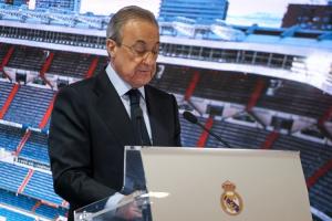 定军心！科贝电台：弗洛伦蒂诺赛前探望球队，表达对球队的支持