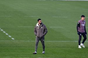 阿斯预测皇马首发：维尼修斯领衔锋线，琼阿梅尼坐镇中场