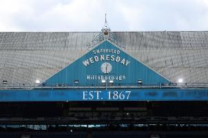 谢周三通报出售进度：已与财团签排他性协议，争取8周内完成交易