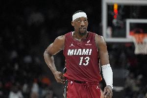 媒体人：阿德巴约83分虽观感一般 但能得分就是硬道理 还带队赢球