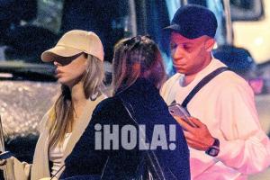 姆巴佩被拍到与绯闻女友乘车回家，两人曾在巴黎一同入住豪华酒店