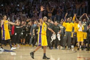 路威：科比退役战开打前就知道要出手60次 81分最后7分也都是罚球