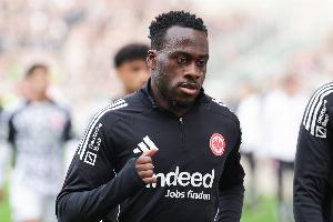 图片报：法兰克福欲买断卡利穆恩多，计划出售布朗和柯林斯