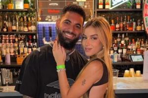 埃杜19岁女儿与27岁道格拉斯·路易斯公开恋情，社媒甜蜜互动