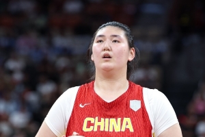 比利时女篮中锋：我累坏了 张子宇强壮而且很有天赋