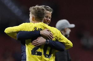 博德闪耀主帅：我对上半场表现感到非常满意，下半场有点运气成分