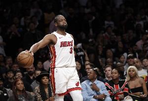 韦德：我在NBA拿不了83分 不是我风格 现在我打野球都拿不了83分
