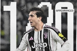 米雷蒂百场！尤文晒海报：祝贺米雷蒂代表尤文图斯出战100场比赛