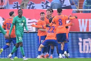 体坛王晓瑞揭秘泰山连胜背后：2比9是一剂良药 3天狂练9小时！