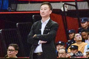 刘维伟：球队遇到困难是很正常的 球员努力拼搏的精神值得表扬