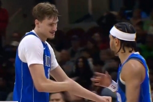 弗拉格与内姆哈德皆至少得到27分10助 NBA史上首对新秀组合