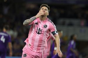 勿cue！每体：梅西受够了自己名字被用于巴萨竞选 他根本不想参与