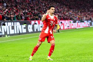 记者：迪亚斯红牌维持原判，将在下场德甲联赛停赛