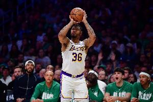 硬汉！斯玛特：我曾带着有一块玻璃碎块的投篮手打了6年球