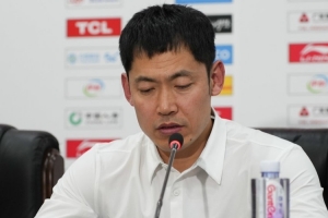 张庆鹏：我们和新疆都遇到了困难 但他们还能做自己然后赢下比赛