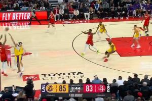 名帅有能？杜兰特上半场高效16分 雷迪克下半场祭出高位包夹锁死