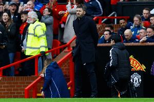 理查兹：卡里克让球员回到合适位置，阿莫林只顾战术不看配置