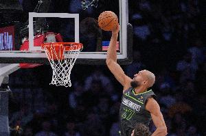 高度压制！戈贝尔7中4贡献9分19板4帽 其中8前场板