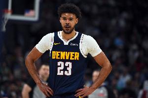 小阿德尔曼：卡梅隆·约翰逊现在打球不再想那么多 发挥自然就好