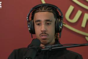 约罗：选15号因为我在15岁那年开始突破 平时喜欢打GTA、CS和战地