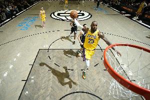 Skip：詹姆斯23赛季还能这么扣 你会想知道他为何从不去扣篮大赛