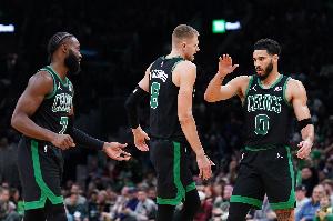 塔图姆：很高兴与波津见面 他永远是绿军一员 我们是一辈子的兄弟