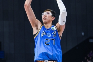 媒体人：第四节周琦在场的两个时间段 北京男篮的攻防都不理想
