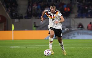 法尔克：曼城冬窗曾问询帕夫洛维奇但遭拒 米兰想免签格雷茨卡