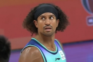 这比赛又臭又长！两队合计76罚！宁波42罚28中 广州34罚30中