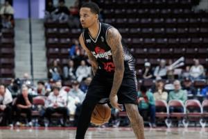 对阵杨瀚森！前状元富尔茨高效拿下17分3板7助 正负值+16全场最高